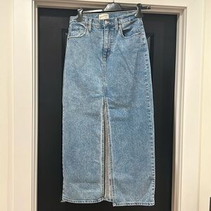 Front slit denim skirt NEW sz6
